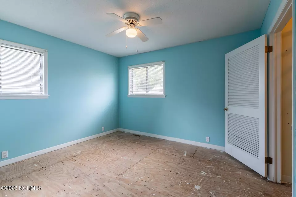  220 W Saltwood Pl, Jacksonville, NC 28540 photo 24