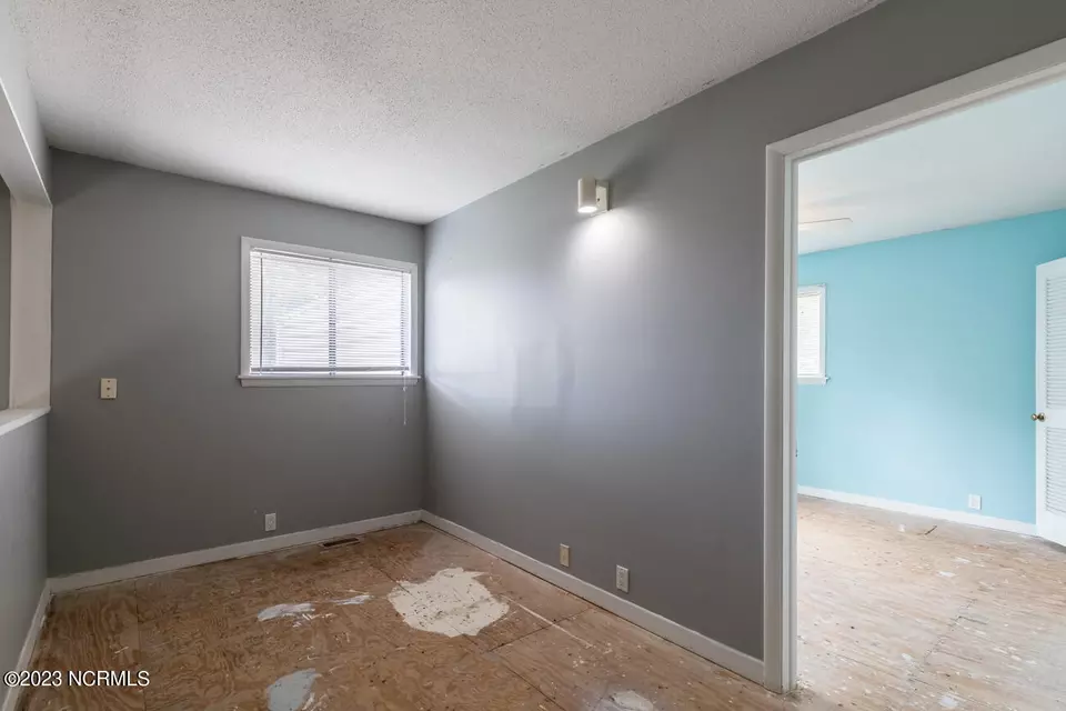  220 W Saltwood Pl, Jacksonville, NC 28540 photo 22