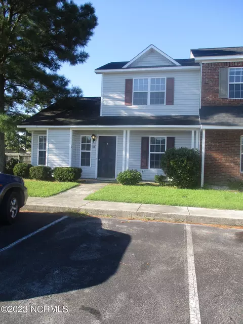201 Timberlake Trl, Jacksonville, NC 28546