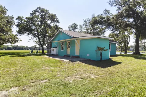 1755 Cotton Patch Rd SW, Shallotte, NC 28470