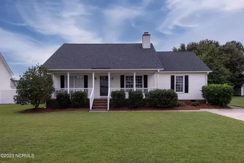 672 Winterfield Dr, Winterville, NC 28590
