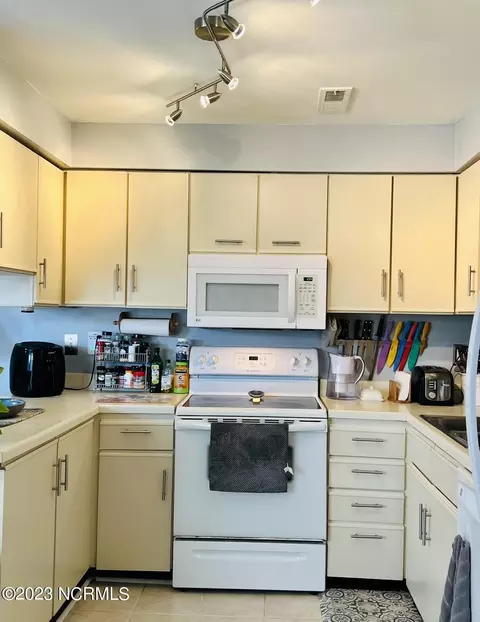 402 Angler Way #402, Kitty Hawk, NC 27949 photo 20