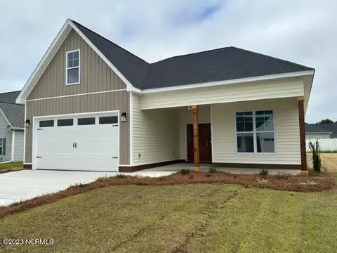 3801 Belfair Dr, Winterville, NC 28590