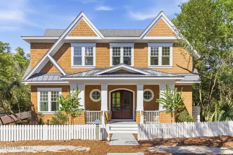 621 Chicamacomico Way, Bald Head Island, NC 28461