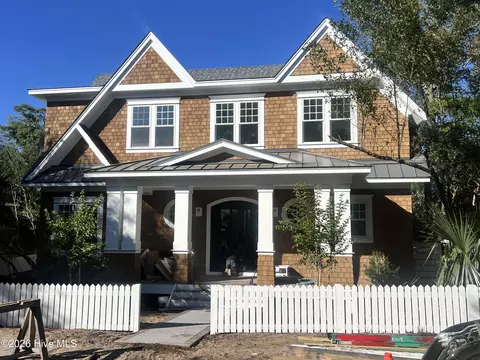 621 Chicamacomico Way, Bald Head Island, NC 28461