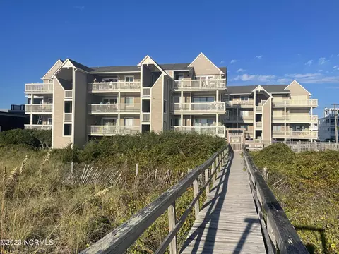1411 S Lake Park Blvd #B3, Carolina Beach, NC 28428