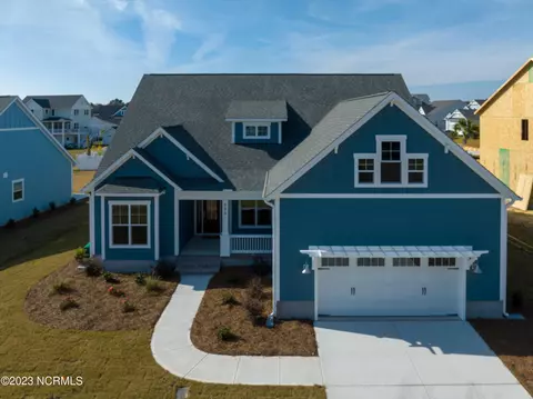 596 Moss Lake Ln, Holly Ridge, NC 28445