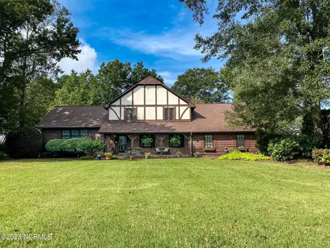 343 Bristol Rd, Wilmington, NC 28409