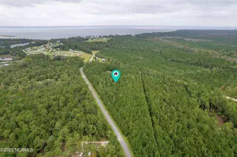 107 Baytree Ln, Havelock, NC 28532
