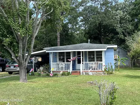 2878 Sea Aire Dr SW, Supply, NC 28462