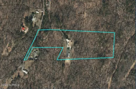 403 Pinewood Ln, High Point, NC 27262