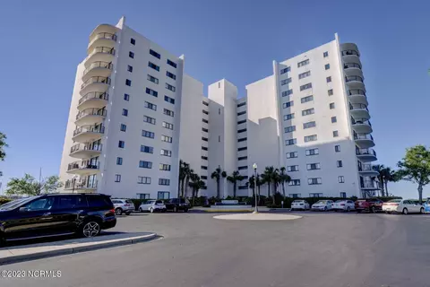 322 Causeway Dr #401, Wrightsville Beach, NC 28480