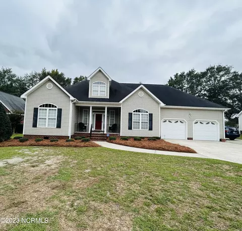 4598 Hunter Creek Dr, La Grange, NC 28551