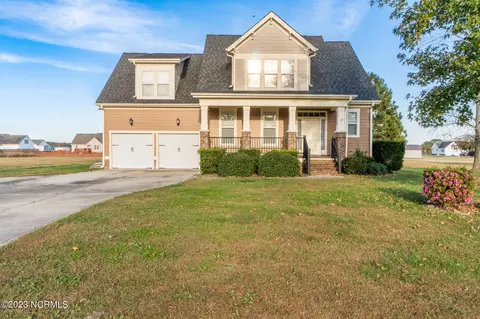 104 Wiley Dr, Elizabeth City, NC 27909