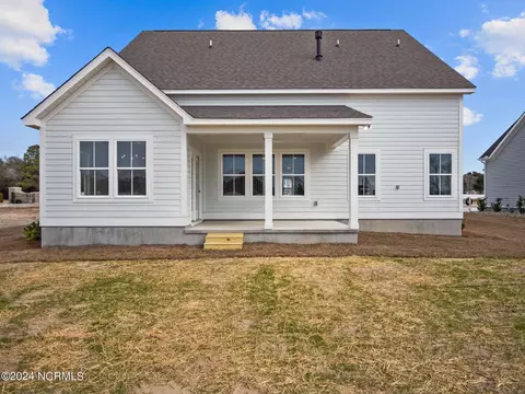 Exterior - 206 Coastline Cir, Cedar Point, NC 28584 photo 4 of 7