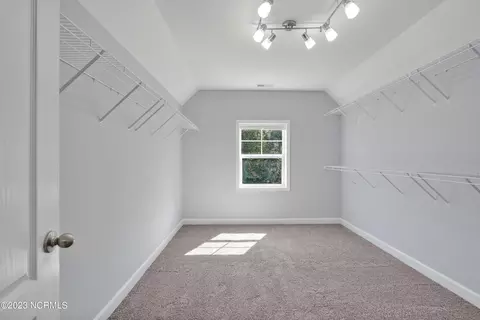 203 Chuckanut Dr NE, Hampstead, NC 28443 photo 4