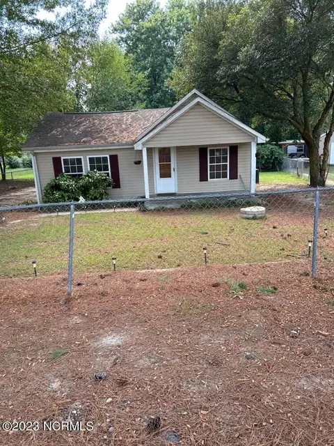 142 School St, Rockingham, NC 28379