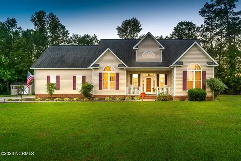 2960 Anderson Creek Dr, Greenville, NC 27858