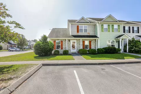 101 Ashwood Dr, Jacksonville, NC 28546