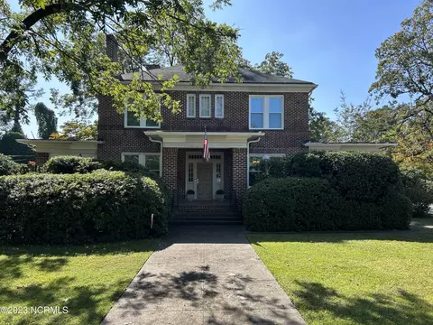 1311 Nash St NW, Wilson, NC 27893