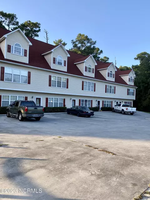 101 Ole Field Cir #D, Newport, NC 28570
