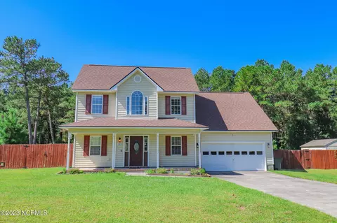 223 Bishop Dr, Jacksonville, NC 28540