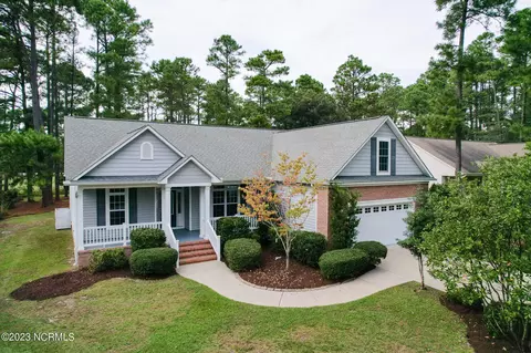 2029 Royal Pines Dr, New Bern, NC 28560