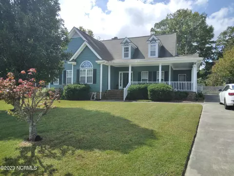 1704 Sparrow Hawk Ln, Rocky Mount, NC 27804