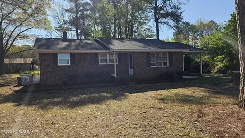5730 Hobbton Hwy, Clinton, NC 28328