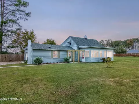 106 Chantilly Rd, Camden, NC 27921