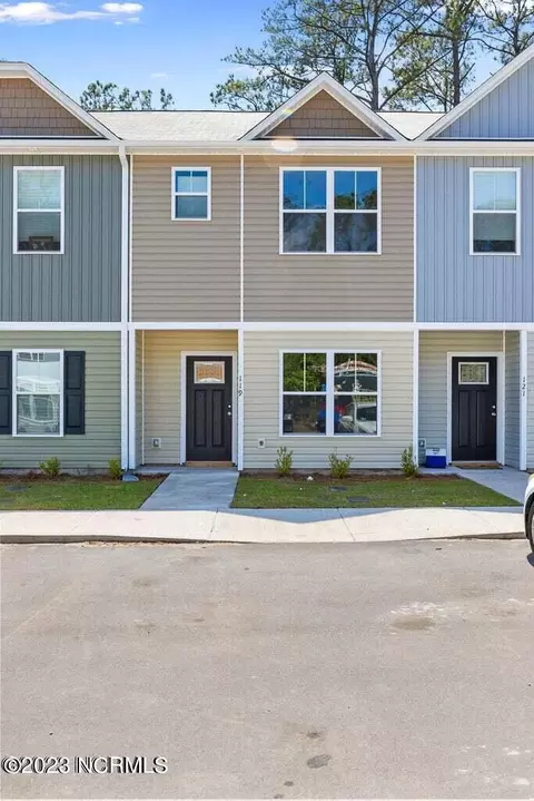160 Buckhorn Ave #9-2, Holly Ridge, NC 28445