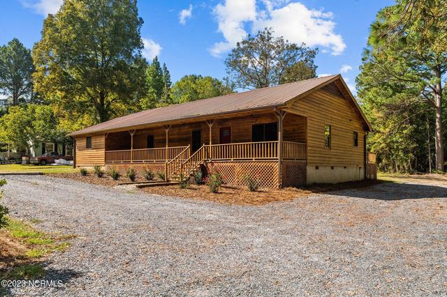 153 Providence Chapel Rd, Robbins, NC 27325