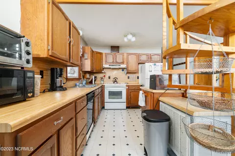1695 Tiny Bryan Rd, Havelock, NC 28532 photo 8