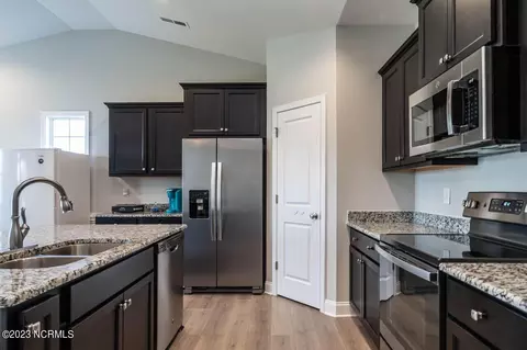37 Trigger Ct, Selma, NC 27576 photo 12