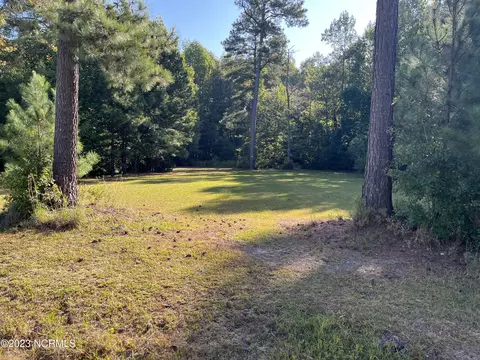 104 Laurel Spring Dr, Nashville, NC 27856