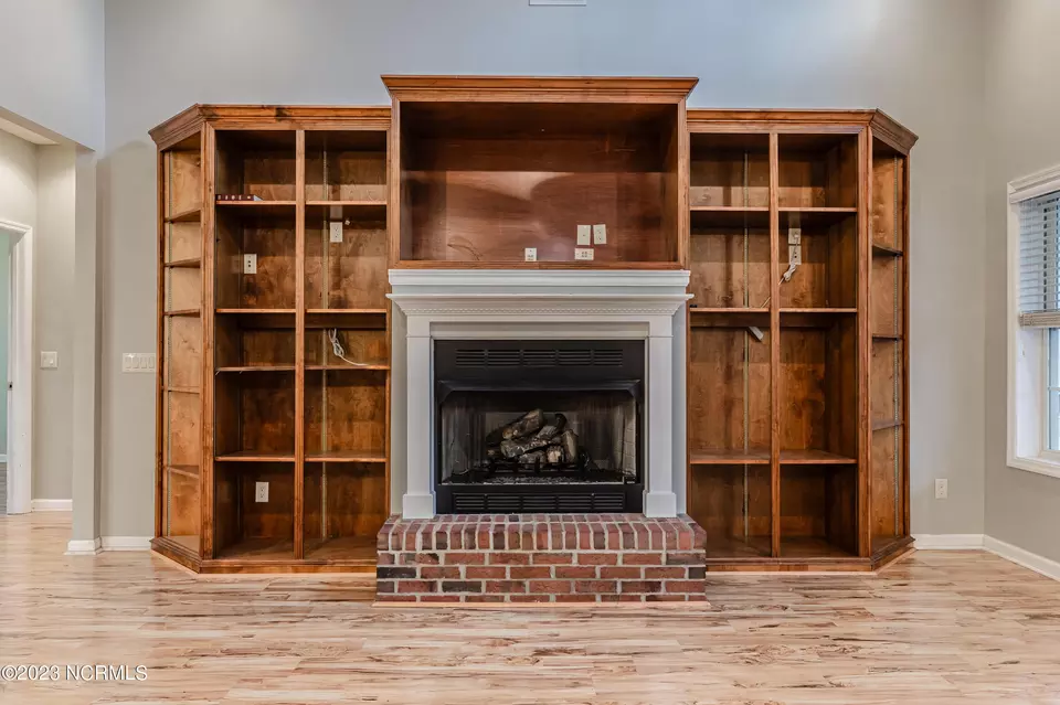  409 Tate Lake Dr, Southport, NC 28461 photo 12
