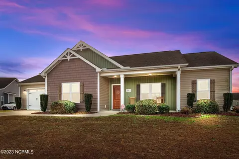 207 Twilight Dr, Goldsboro, NC 27534