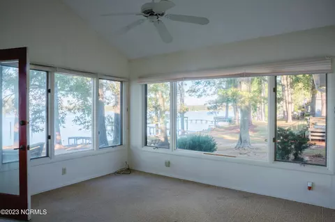 2437 Bayview Rd, Bath, NC 27808 photo 15