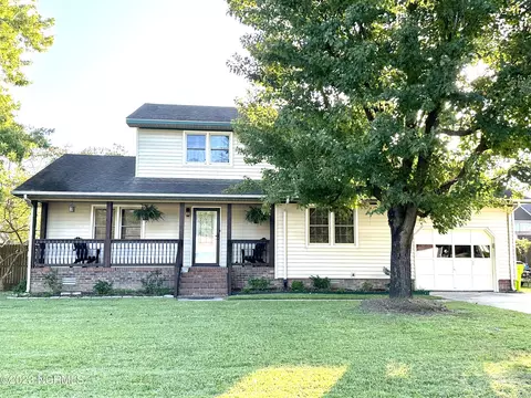 108 Quail Ridge Rd, Havelock, NC 28532