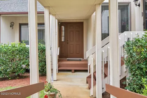 32 Martin Dr # C, Whispering Pines, NC 28327