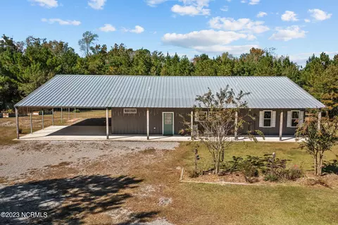 250 George Ii Hwy SE, Winnabow, NC 28479