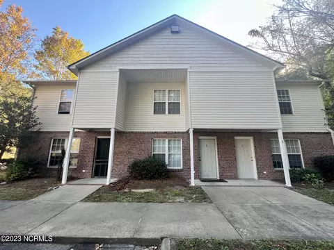 2621 Macgregor Downs Rd, Greenville, NC 27834