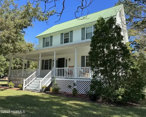 202 S Main St, Bath, NC 27808