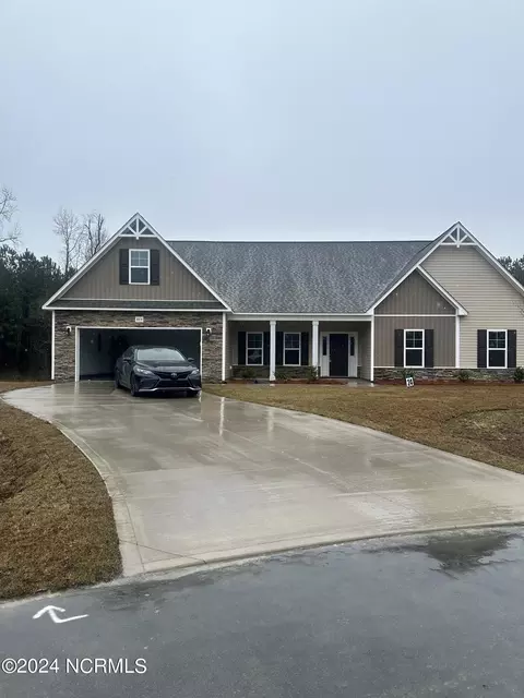 804 Adell Ct, Jacksonville, NC 28546