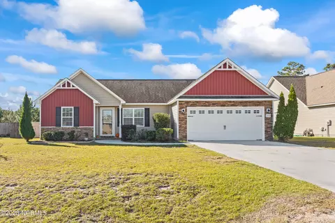 252 Rowland Dr, Richlands, NC 28574