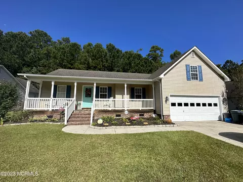 123 Leonard Dr, New Bern, NC 28560