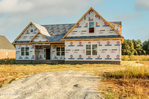22 W Bermuda, Clinton, NC 28328