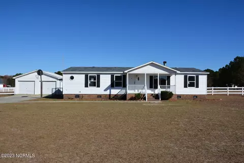 4709 Lobelia Rd, Vass, NC 28394