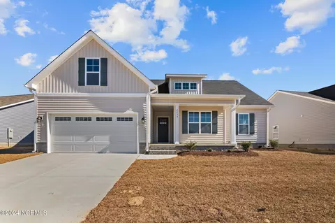 2233 Zircon Dr, Winterville, NC 28590