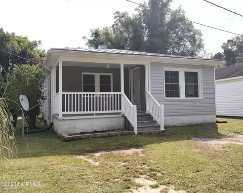 217 Hudson St, Pollocksville, NC 28573